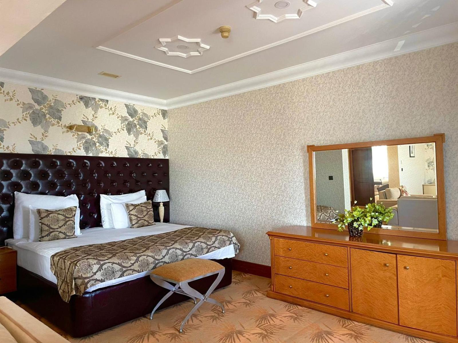 Grand Hotel Europe Baku Zewnętrze zdjęcie