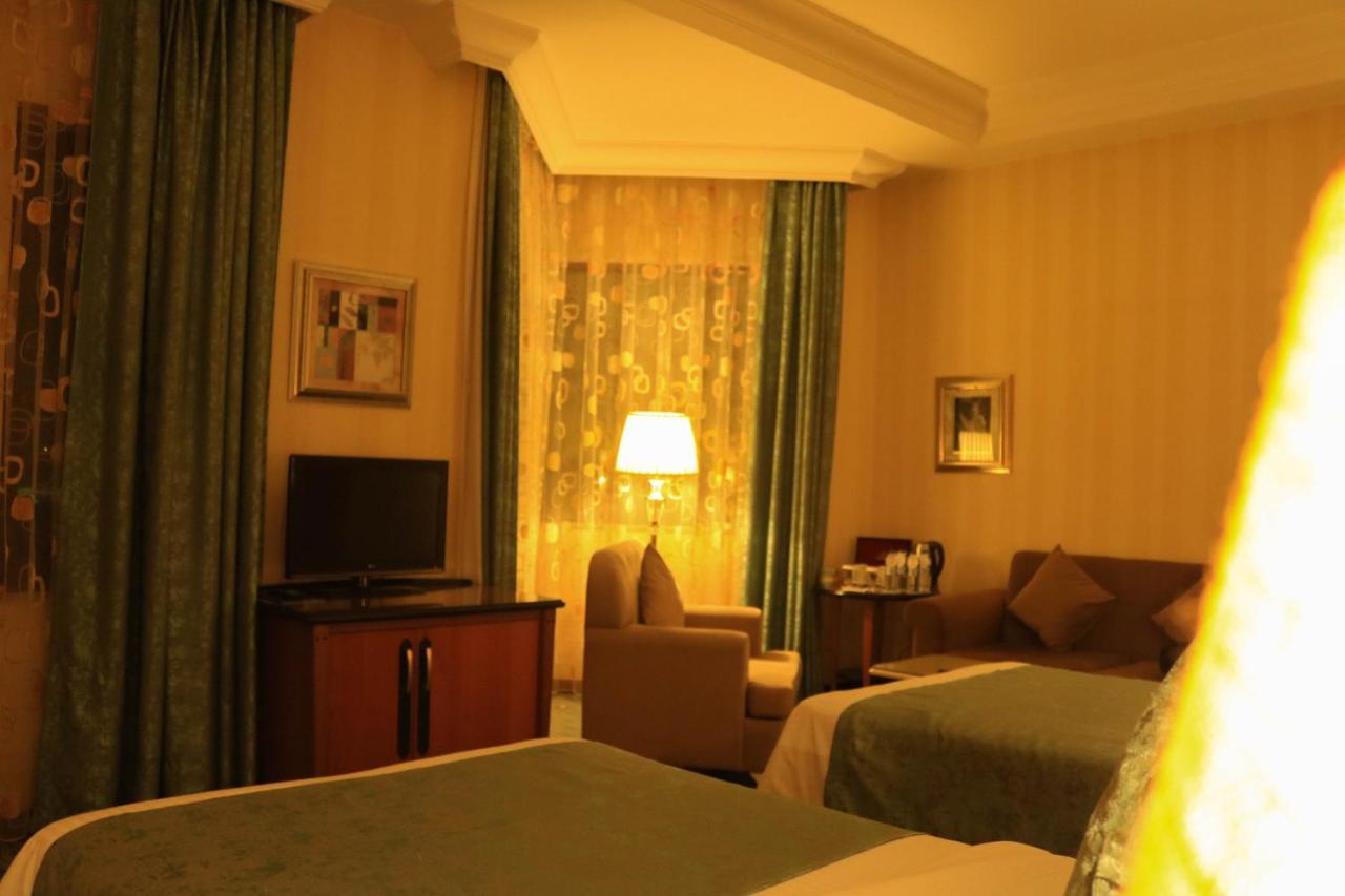 Grand Hotel Europe Baku Zewnętrze zdjęcie